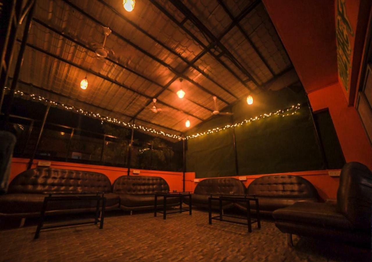 Happinest - The Backpacker'S Hostel Mumbai Exterior photo